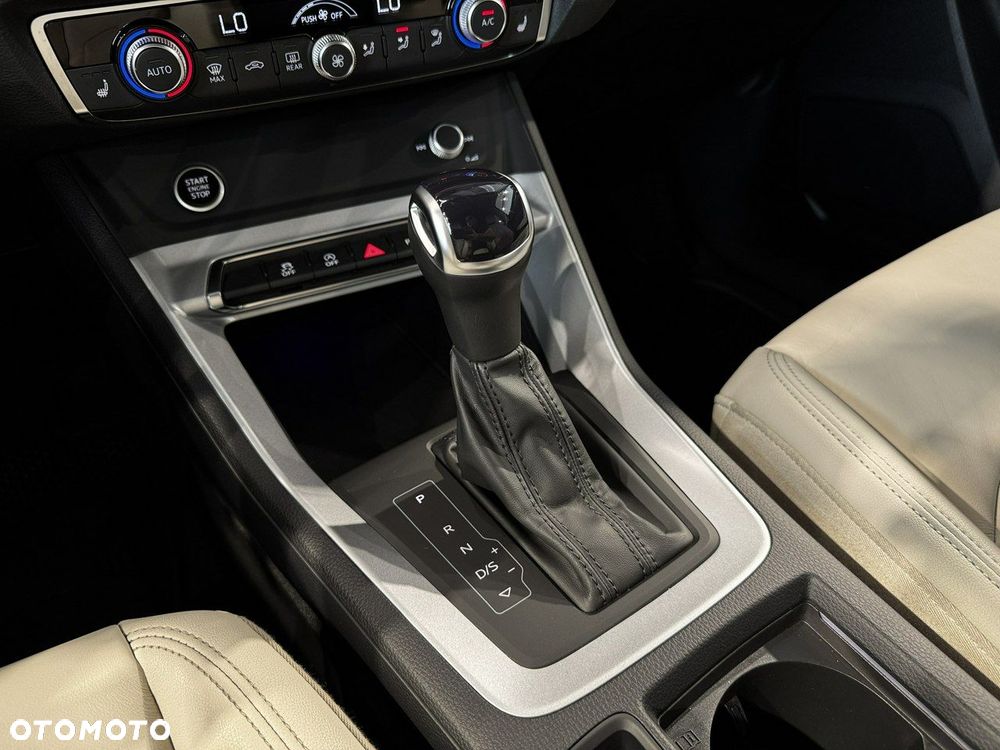 Audi Q3 - 30