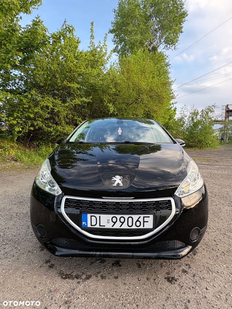 Peugeot 208 1.6 e-HDi Allure STT - 1