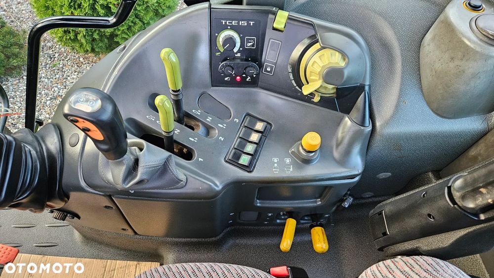 Claas Arion 410 - 17