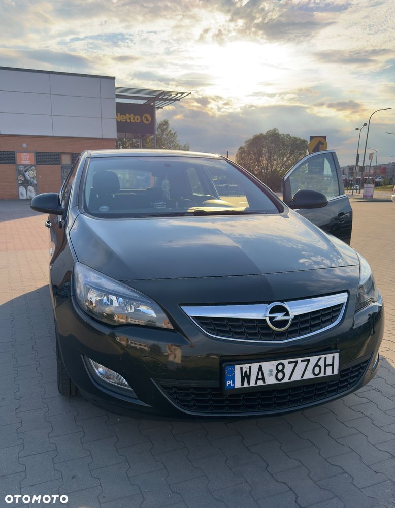 Opel Astra 1.4 T Sport - 2