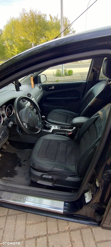 Ford Focus 1.6 Ti-VCT Black Magic - 15