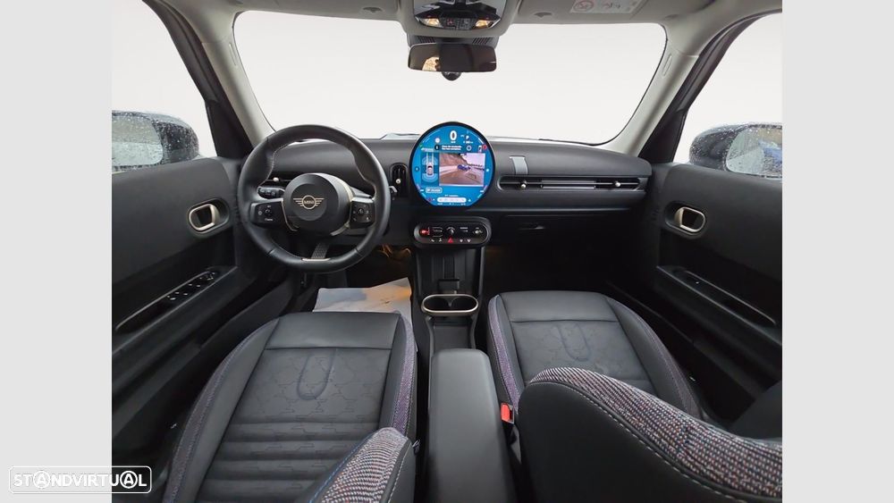 MINI 5 Portas Cooper C Classic M - 11