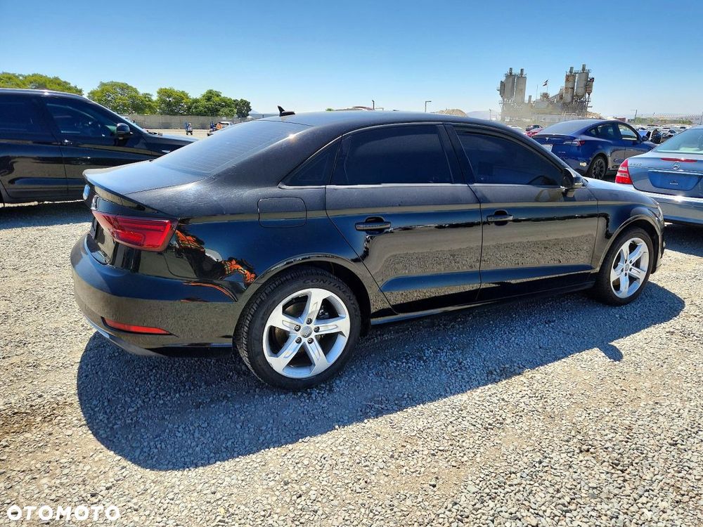 Audi A3 Limousine 2.0 TFSI quattro S tronic sport - 4