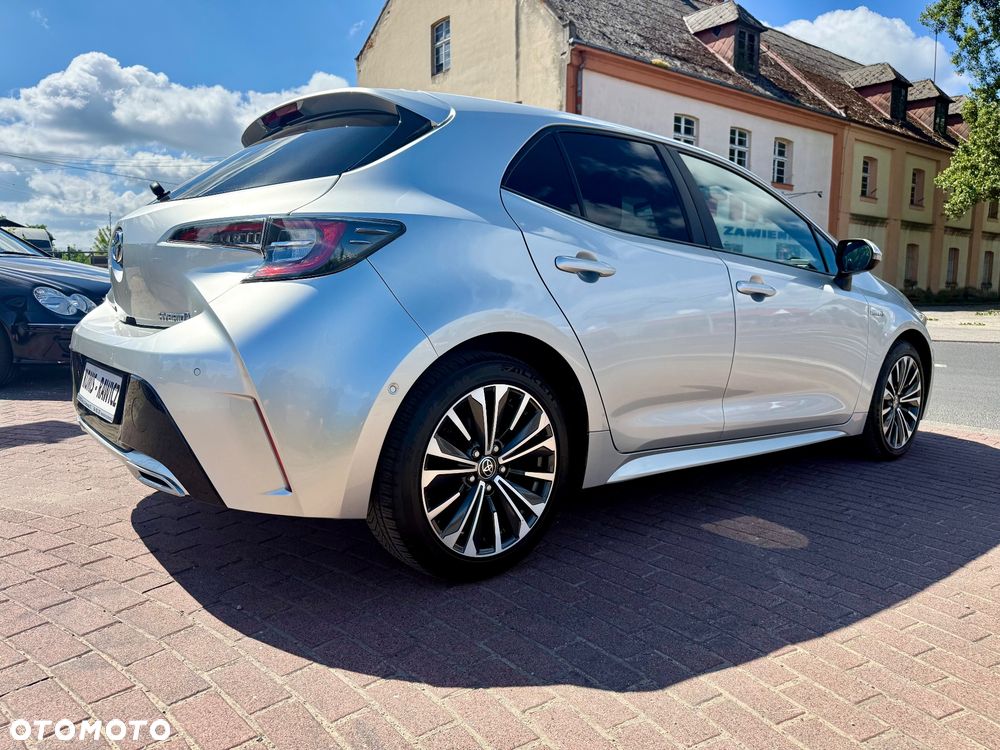 Toyota Corolla 2.0 Lounge - 30