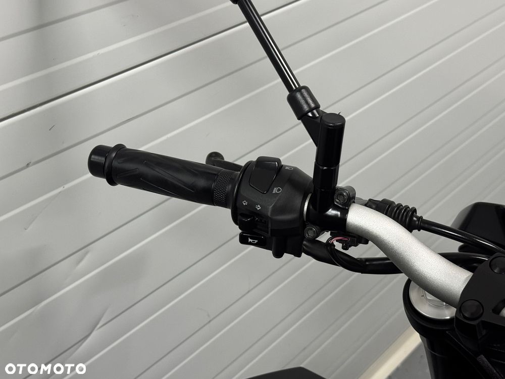 Yamaha MT - 13