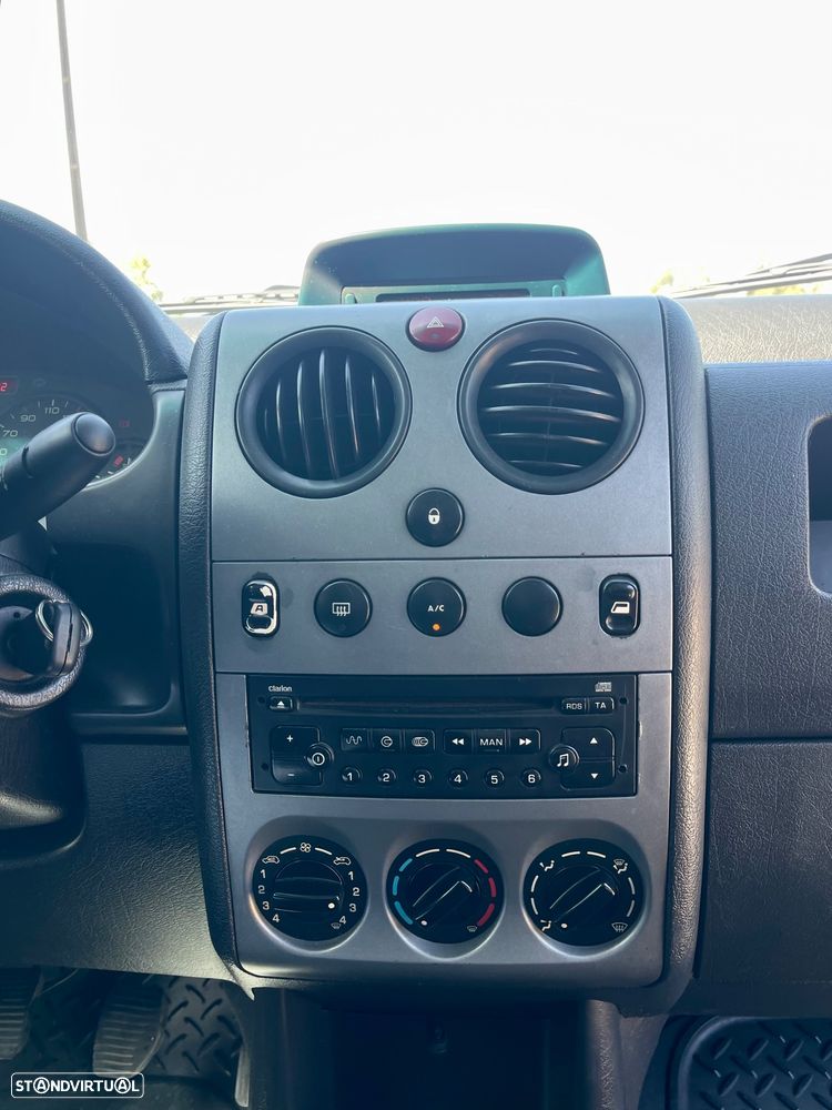 Peugeot Partner 2.0 HDI AC - 13