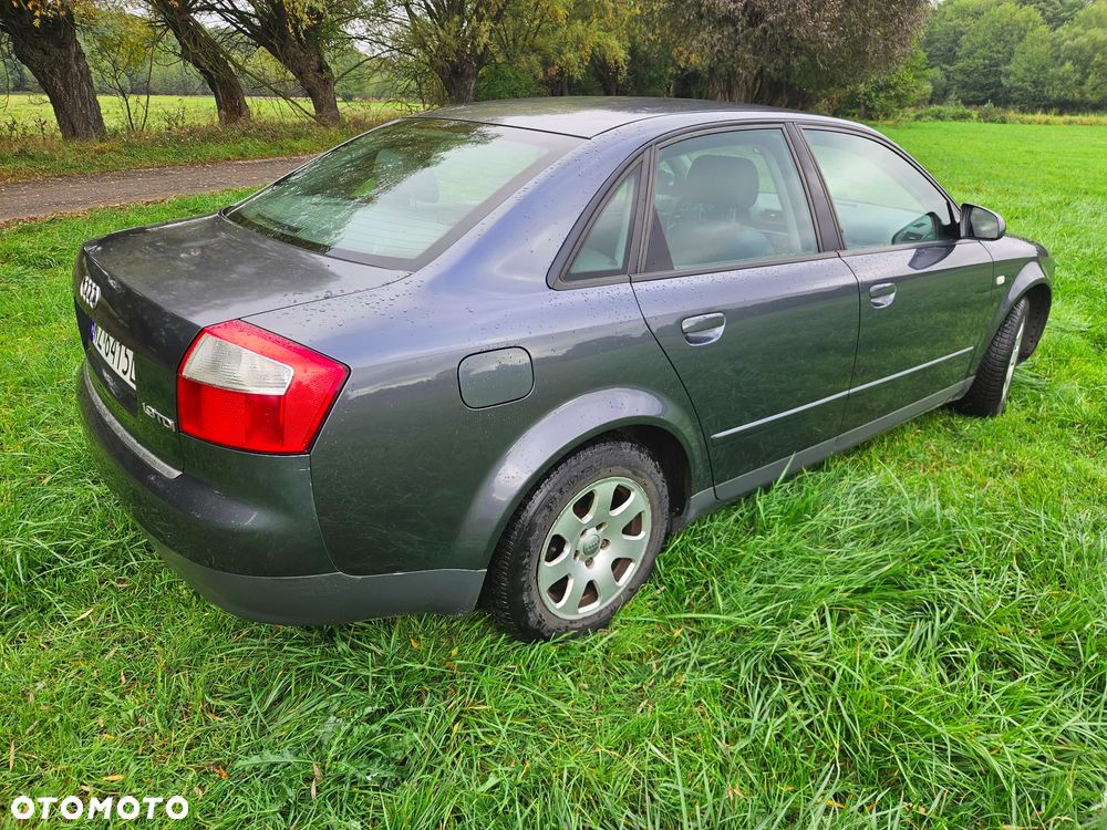 Audi A4 Limousine 2002 photo 4