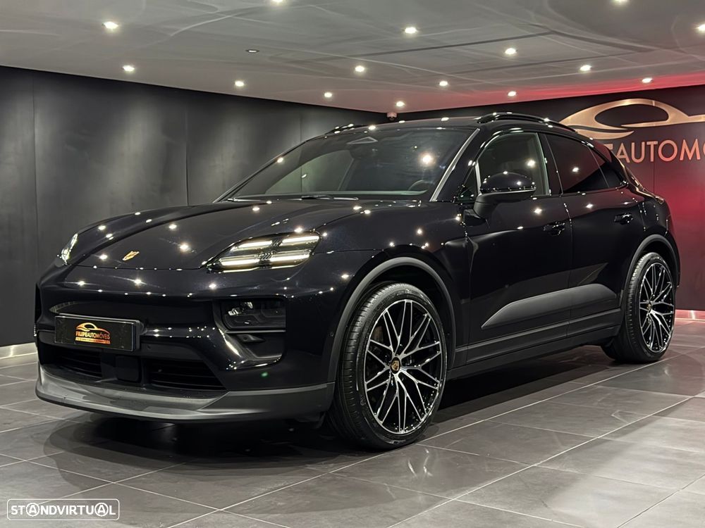 Porsche Macan Electric 4 - 1