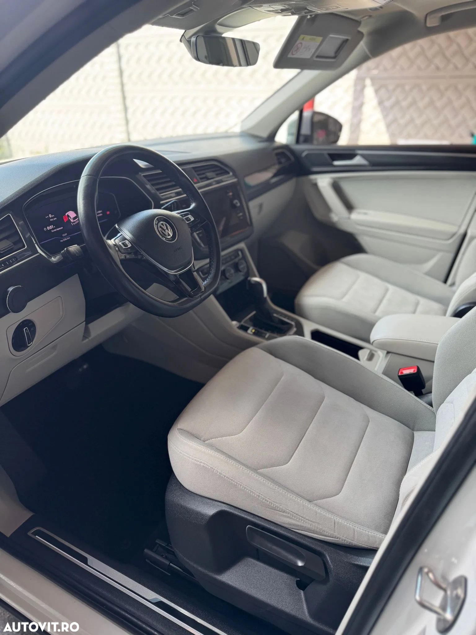 Volkswagen Tiguan 2.0 TDI DSG 4Mot Highline - 27