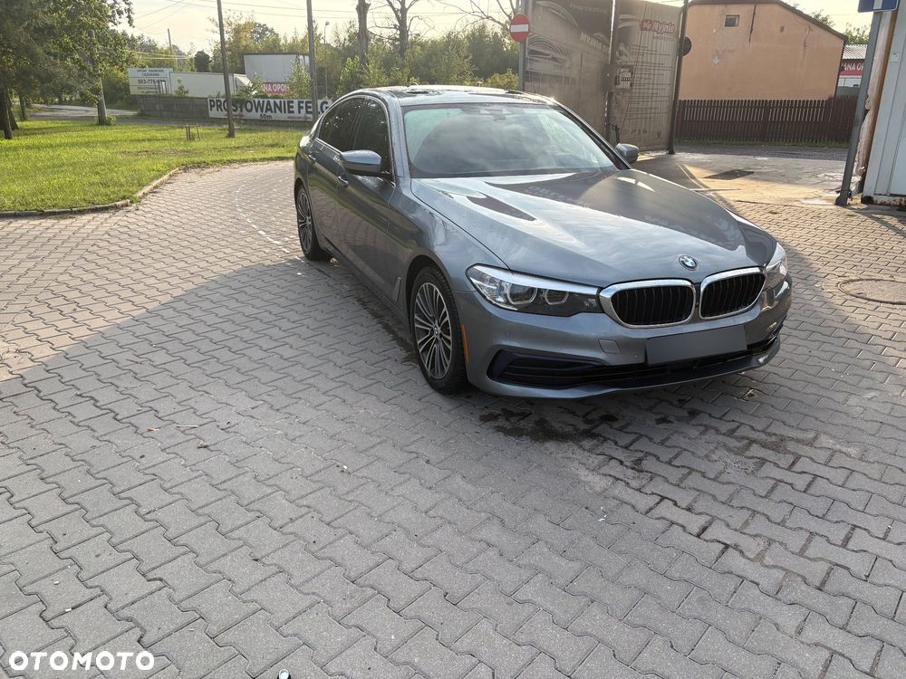 BMW Seria 5 530i GPF xDrive Sport Line sport - 5