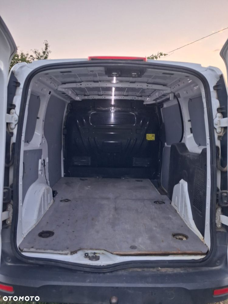 Ford CONNECT - 5
