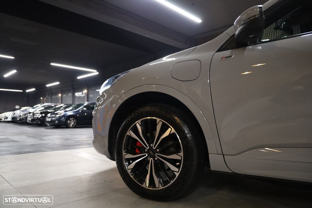 Ford Kuga 2.5 PHEV ST-Line X - 2