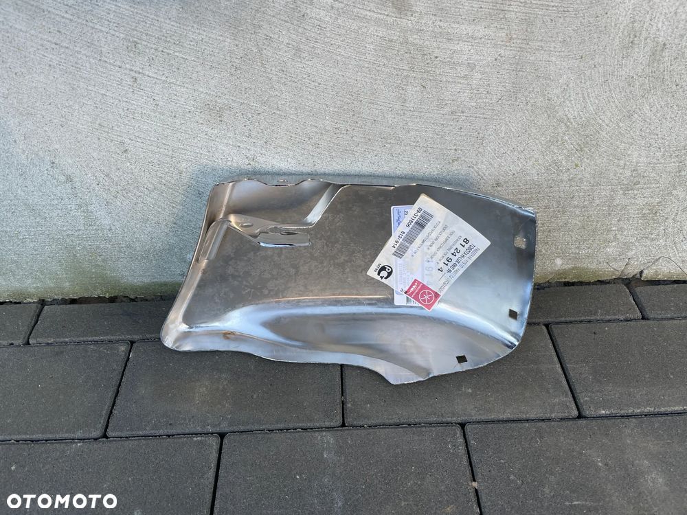 ZDERZAK PRZEDNI PRAWY TOYOTA HILUX  1989-1991 - NOWY - 2