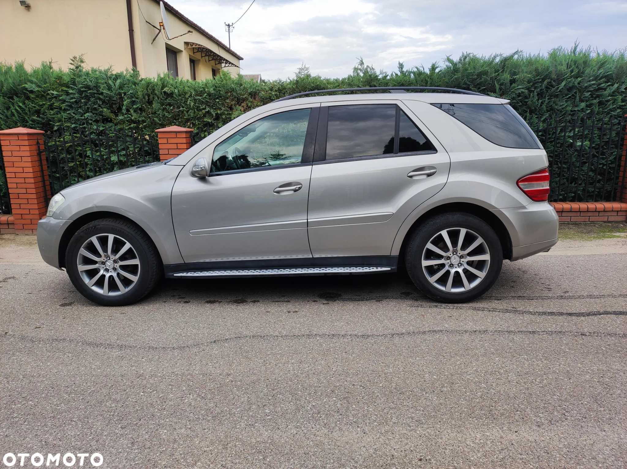 Mercedes-Benz ML 320 CDI 4Matic 7G-TRONIC - 12