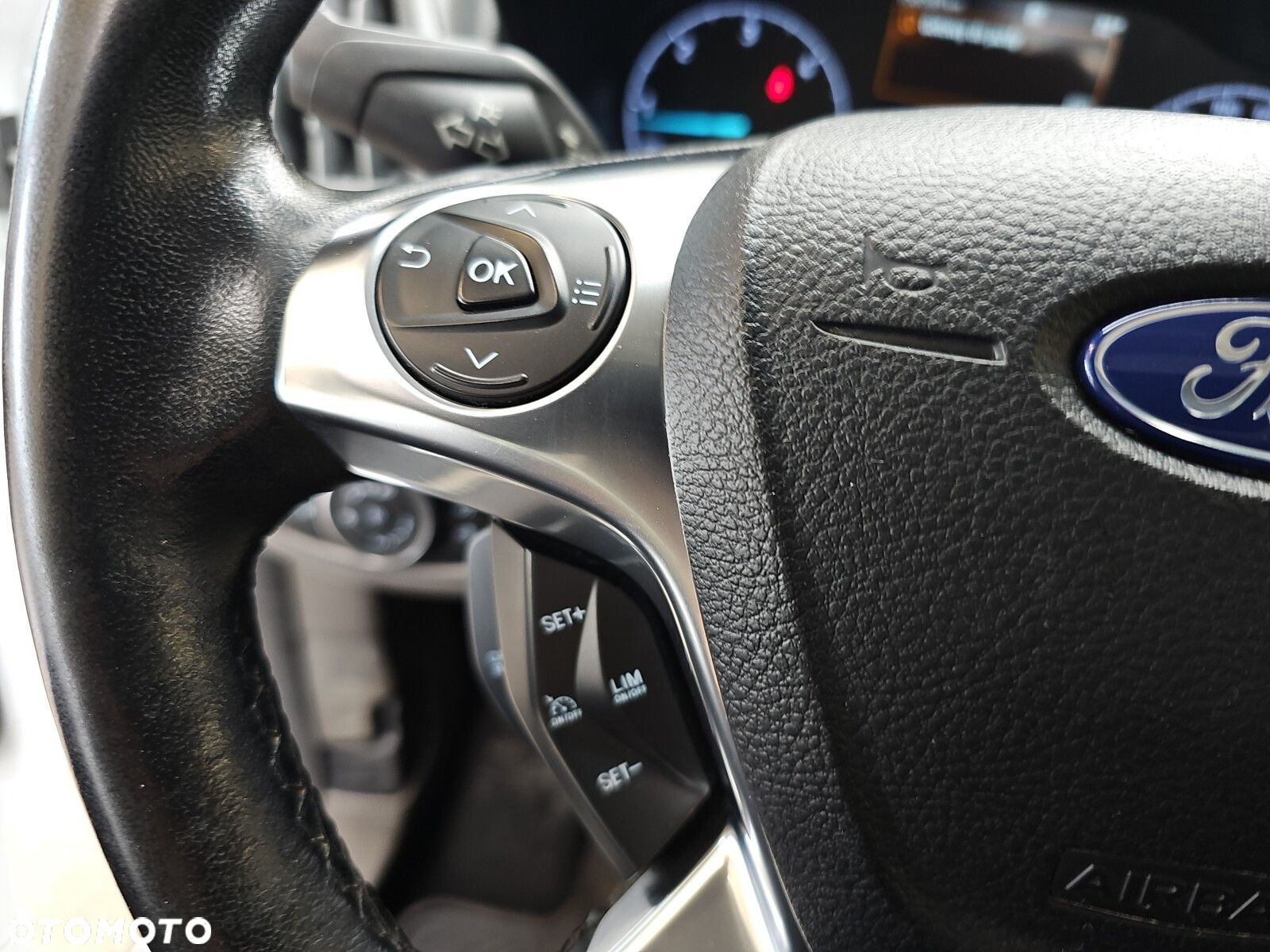 Ford Transit Connect - 15