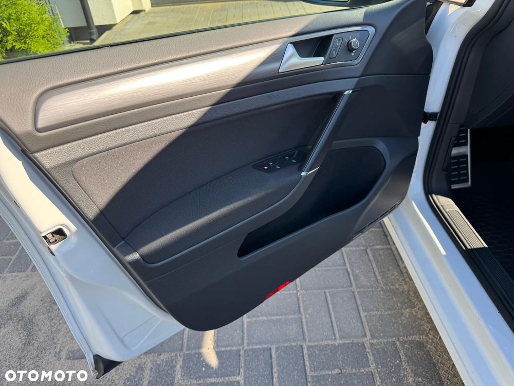 Volkswagen Golf VII 1.5 TSI BMT Comfortline DSG - 15