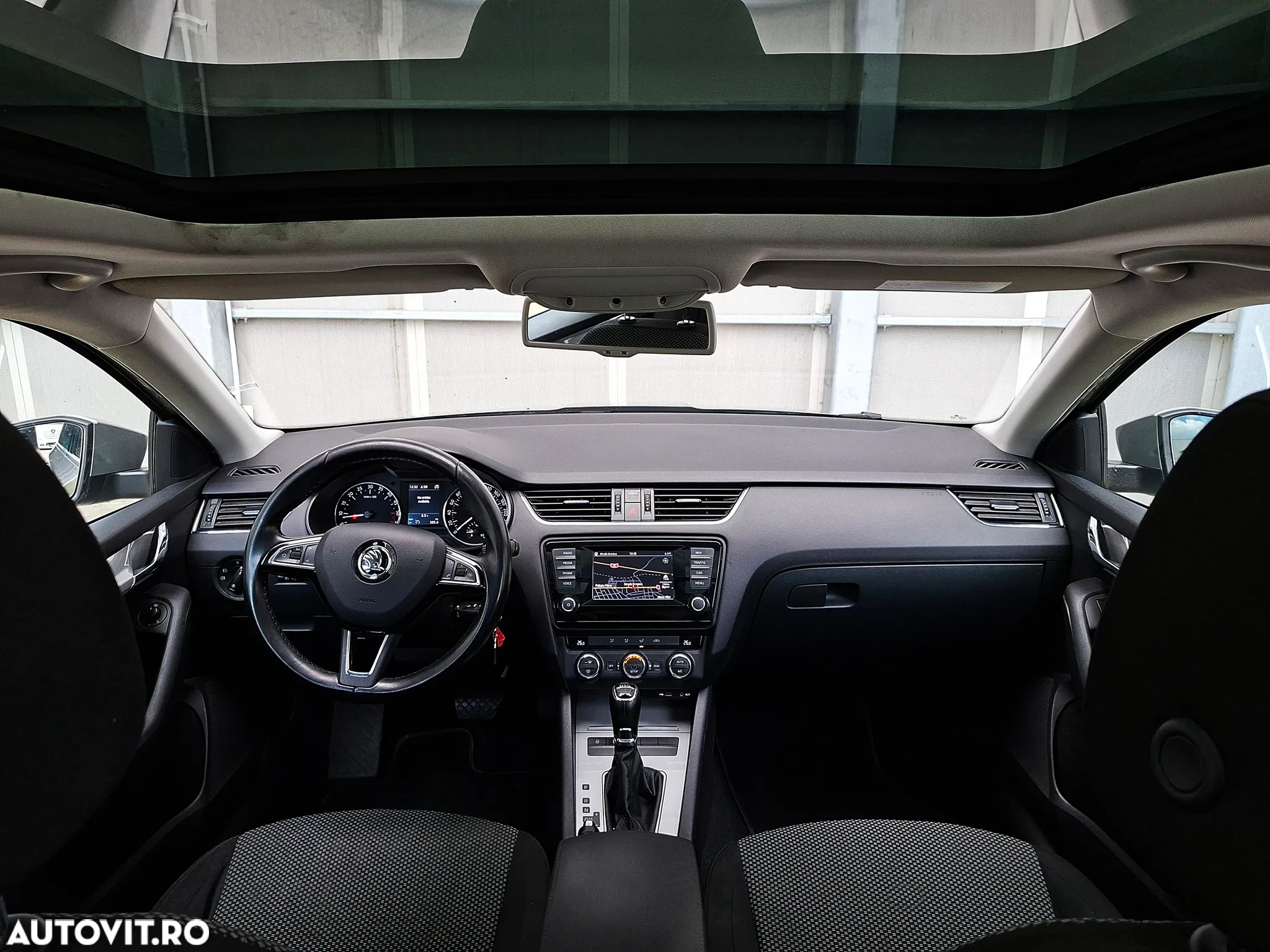 Skoda Octavia 1.6 TDI DSG Style - 14