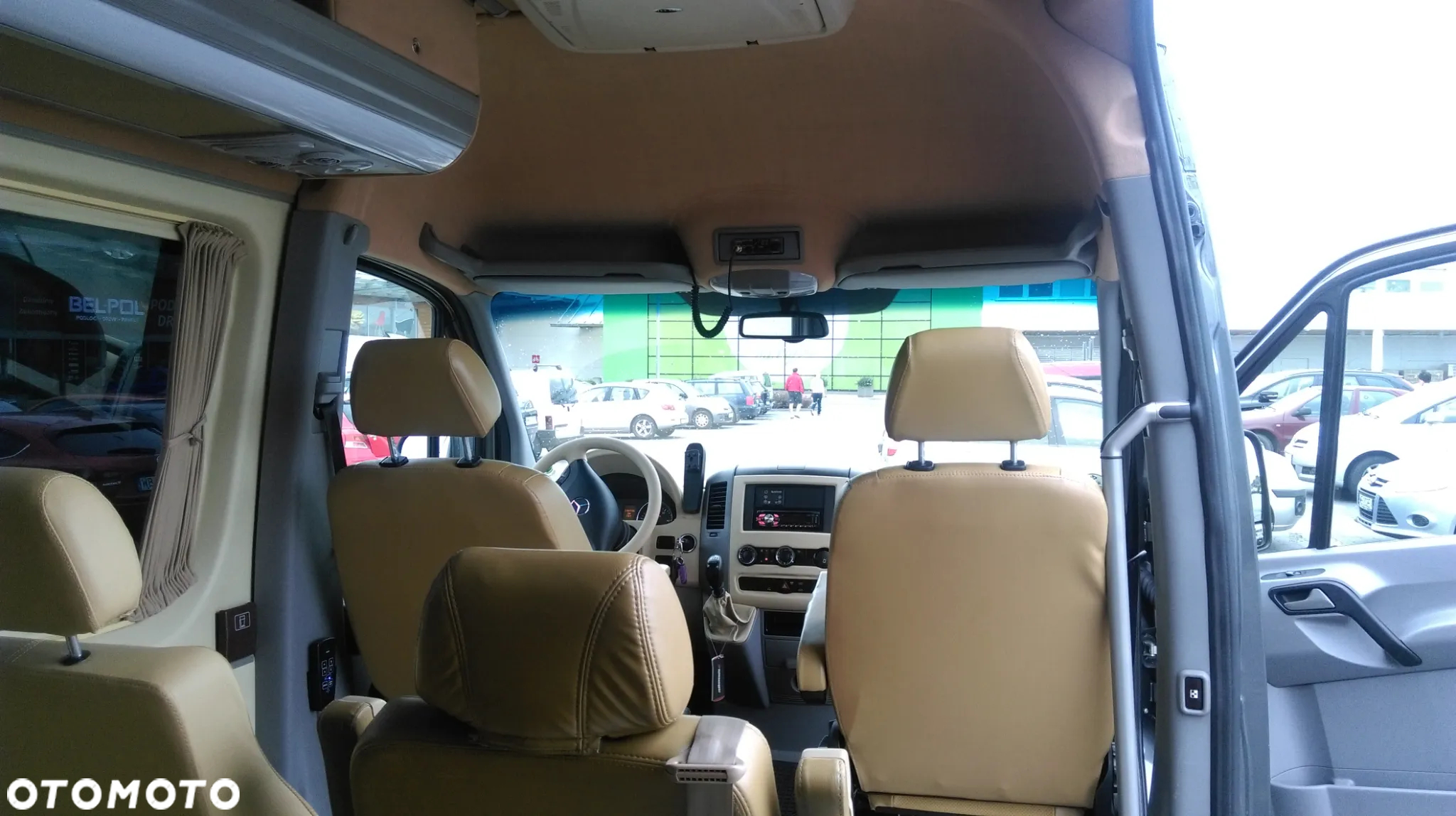 Mercedes-Benz Sprinter - 9