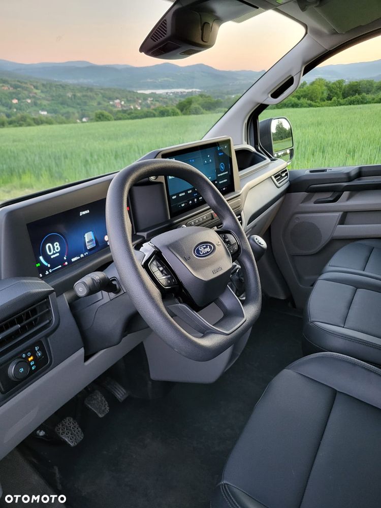Ford TRANSIT CUSTOM II - 26