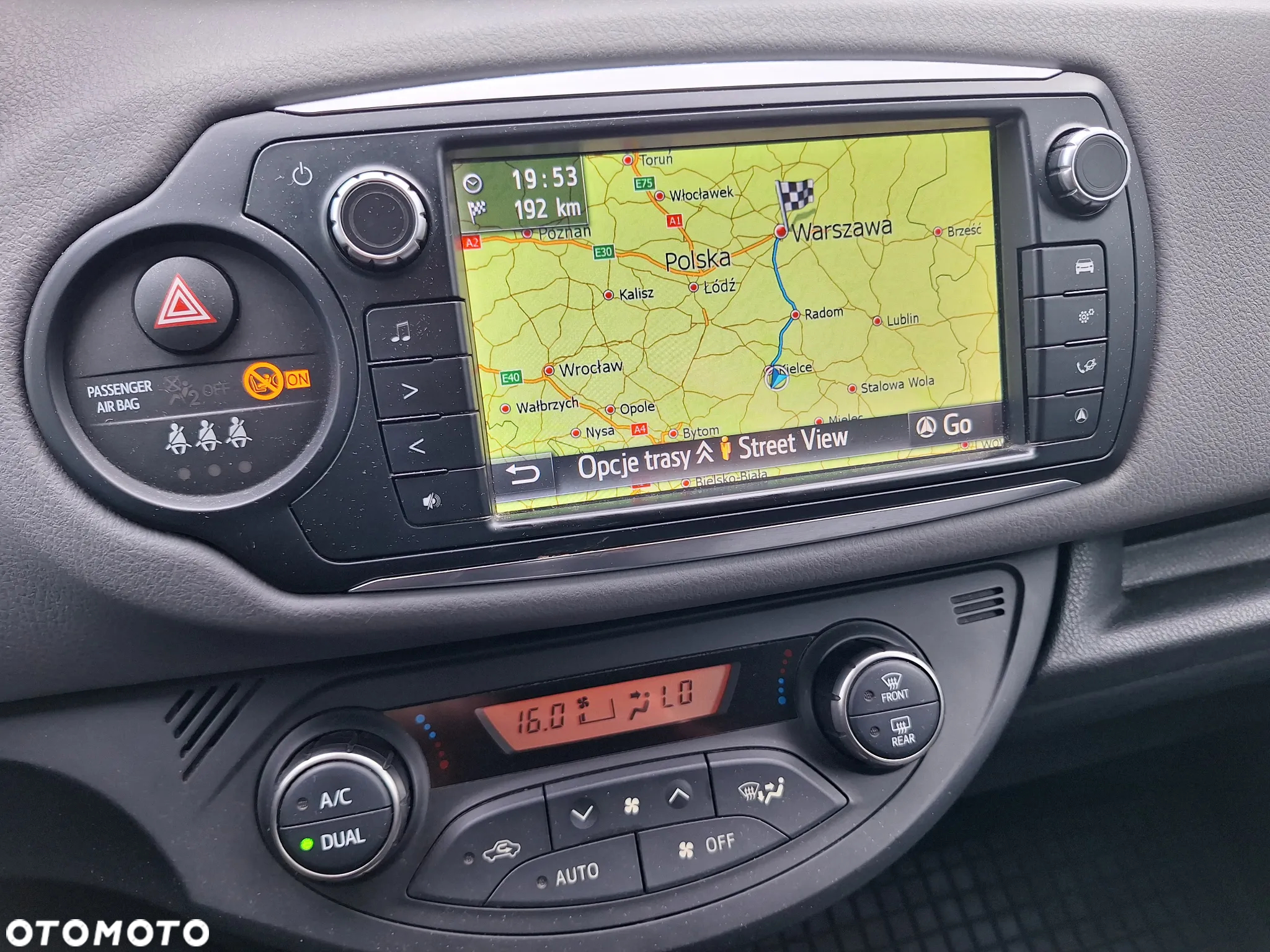 Toyota Yaris 1.33 Prestige - 9