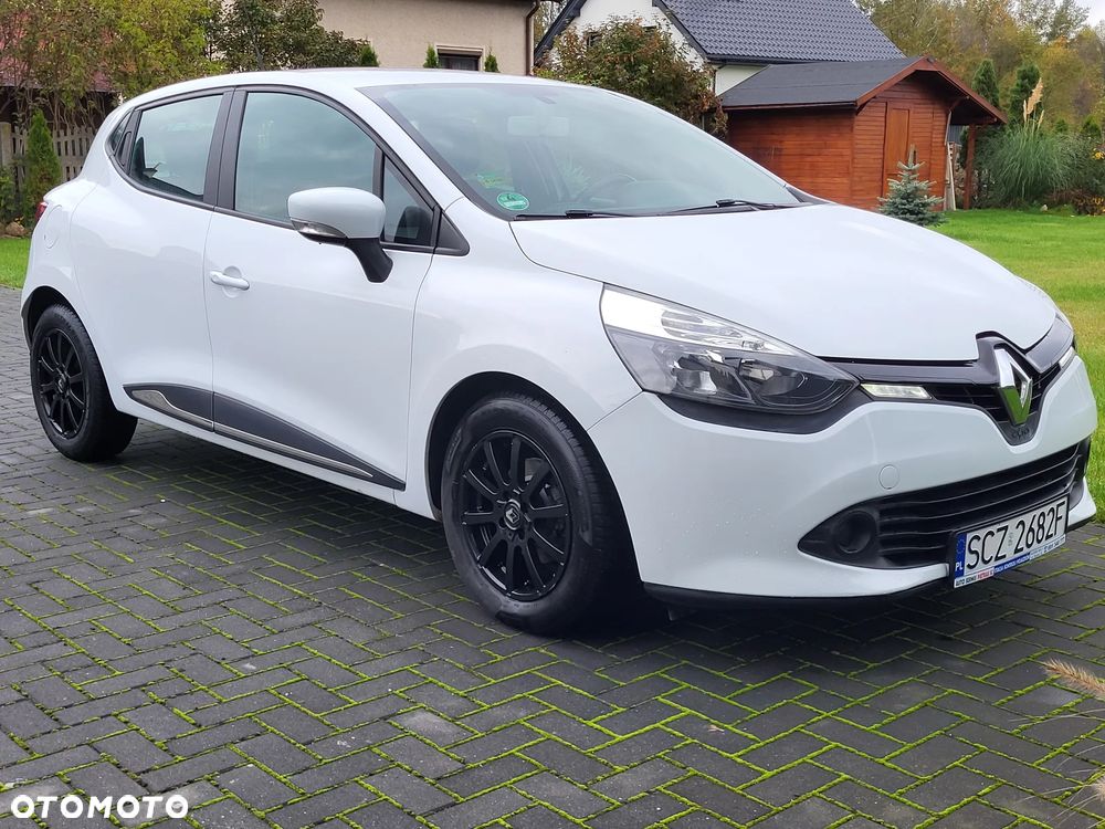 Renault Clio 1.2 16V 75 LIMITED - 14