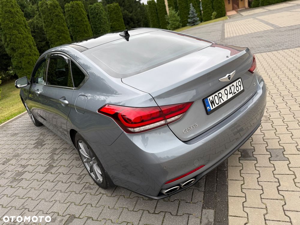 Genesis G80 - 15