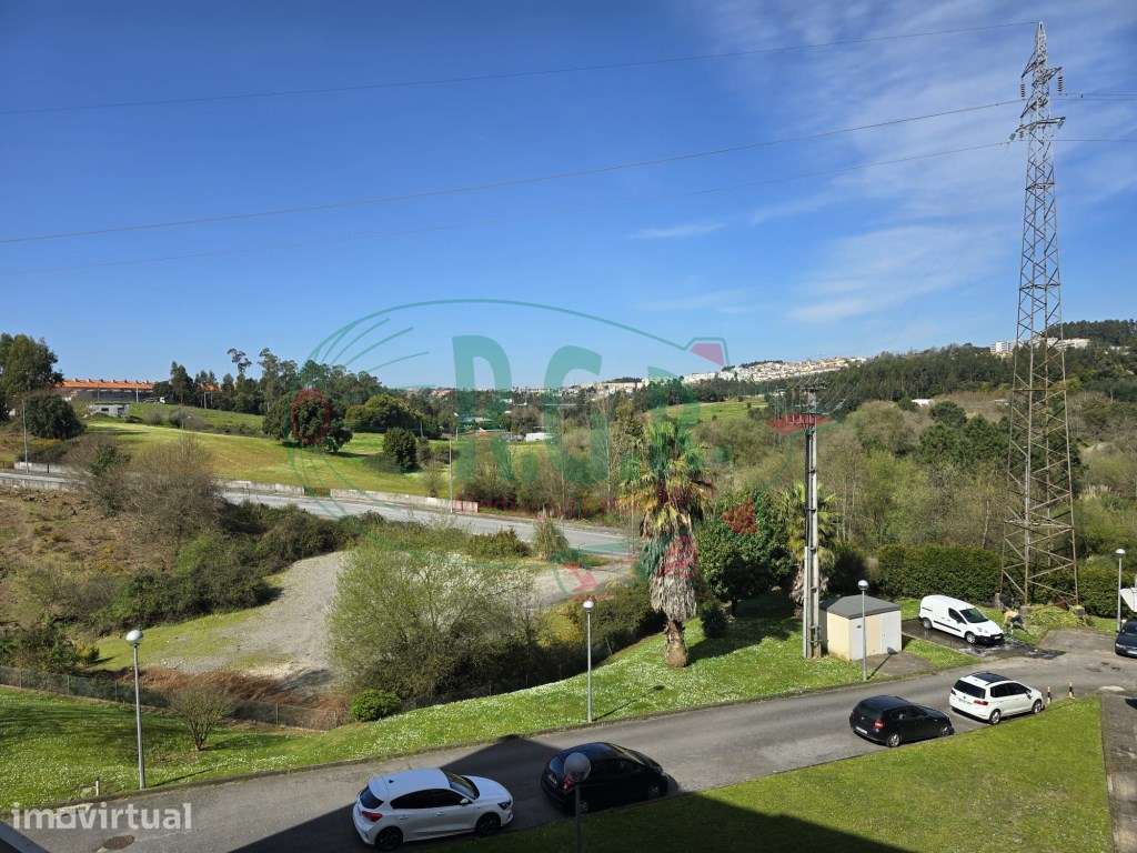 T2 Lg Garagem e Arrúmos - Próximo Metyis e Faculdade Medicina - Grande imagem: 5/28