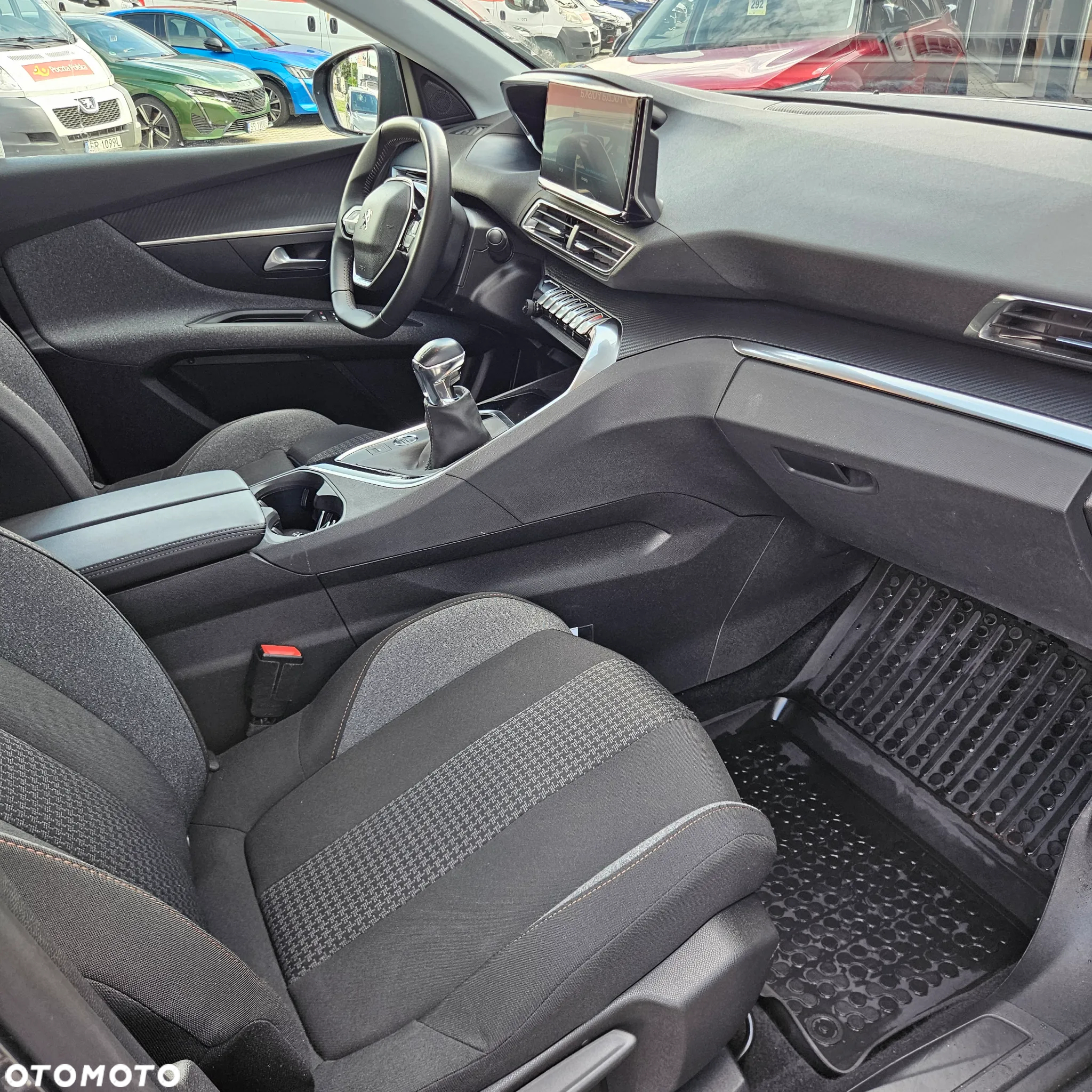 Peugeot 3008 1.2 PureTech Active Pack S&S - 10