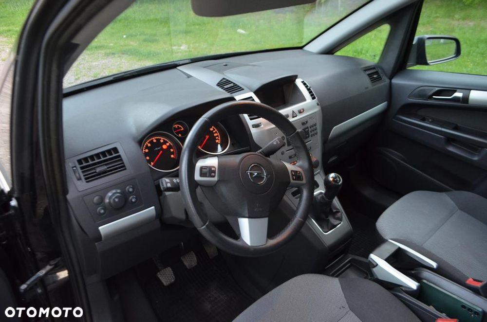 Opel Zafira 1.6 - 27