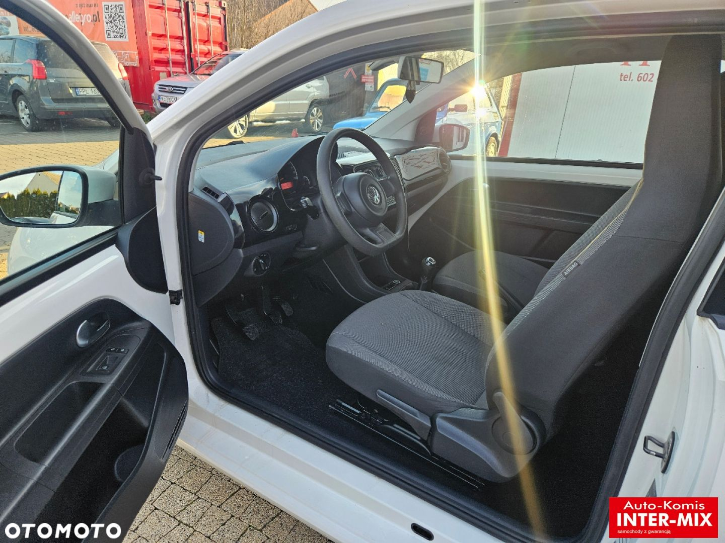 Volkswagen up! - 10