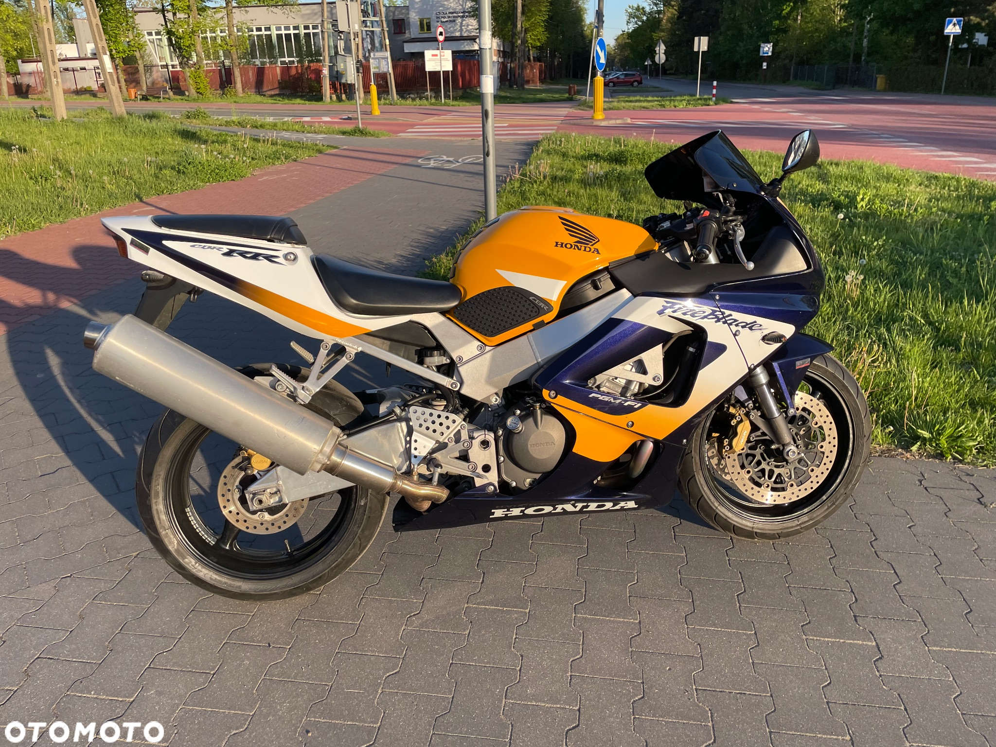 Honda CBR - 2