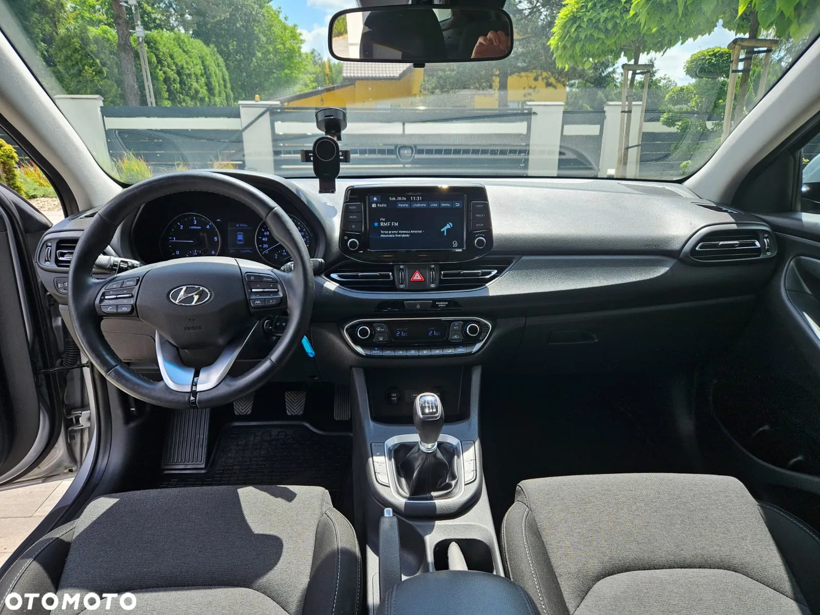Hyundai i30 1.6 D Classic + - 15