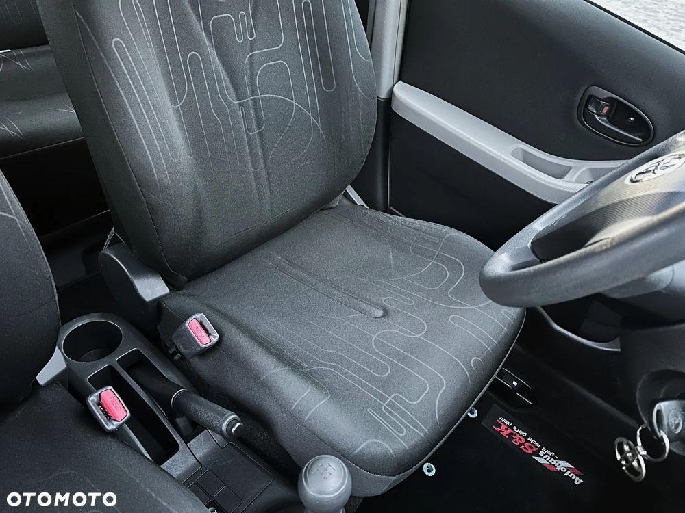 Toyota Yaris 1.0 Terra A/C - 15