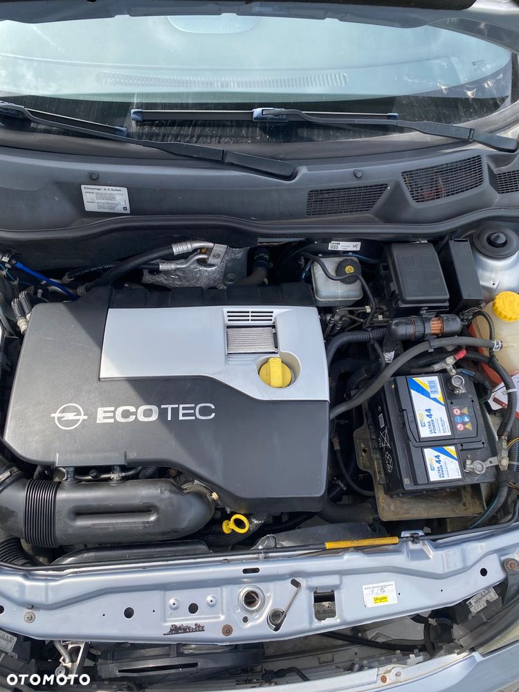 Opel Astra 2.2 Bertone - 15