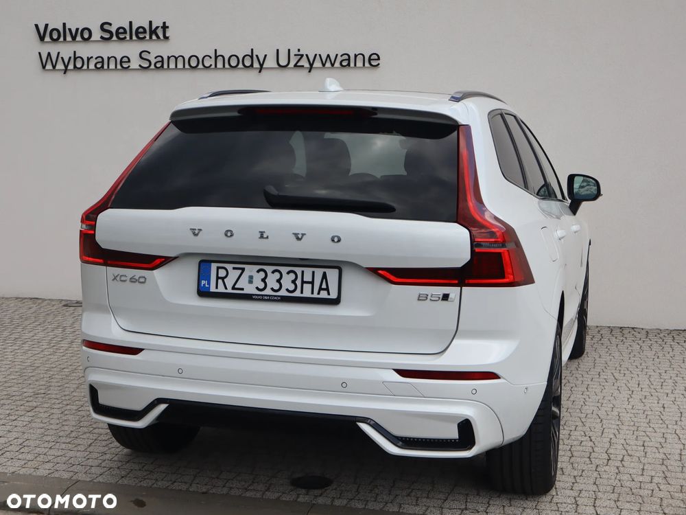 Volvo XC 60 B5 B AWD Ultra Dark - 7