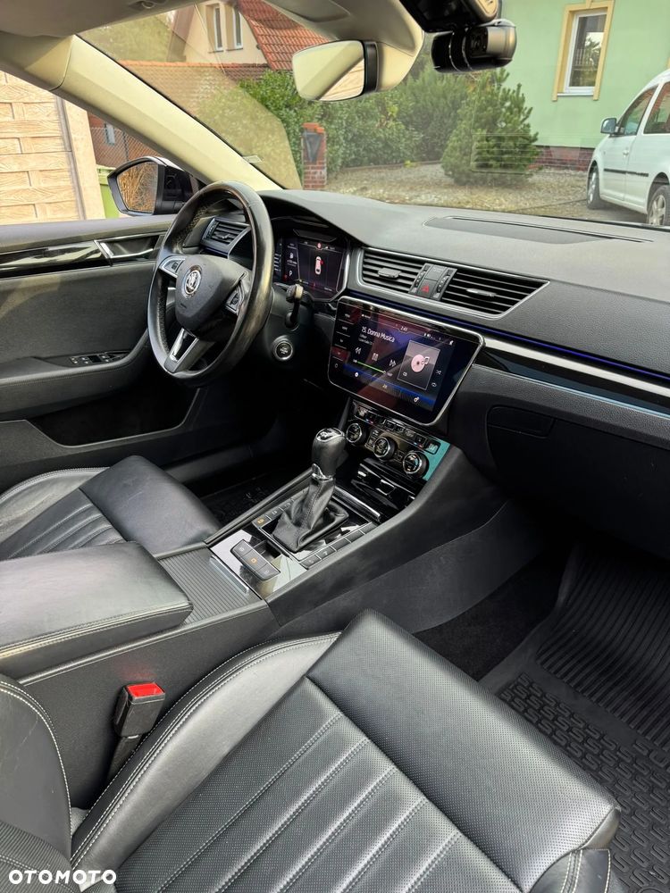 Skoda Superb 2.0 TDI SCR 4x4 L&K DSG - 16