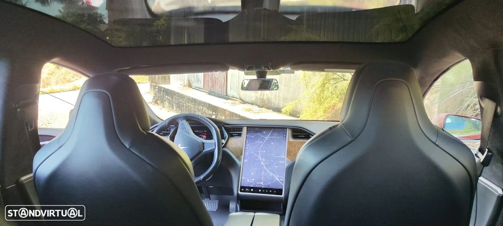 Tesla Model S Long Range - 7