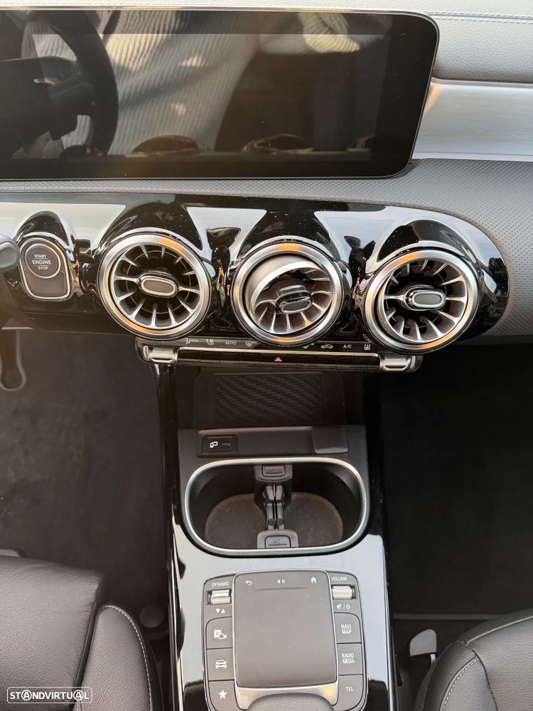 Mercedes-Benz CLA 250 e 8G-DCT AMG Line - 3