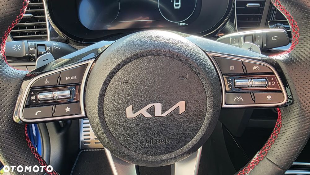 Kia ProCeed 1.6 T-GDI GT DCT - 17