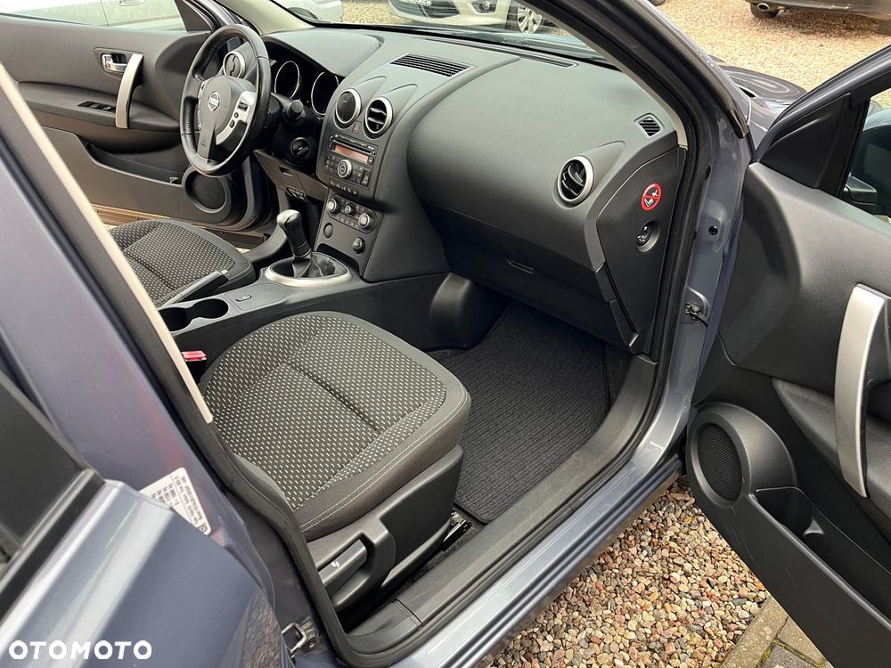 Nissan Qashqai 1.6 visia - 12