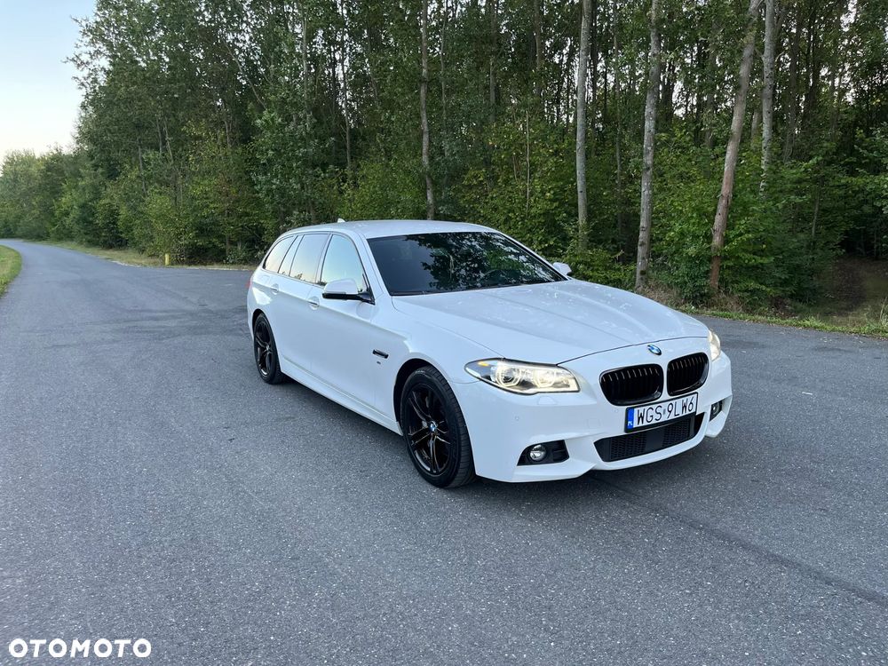 BMW Seria 5 530d xDrive Touring - 3