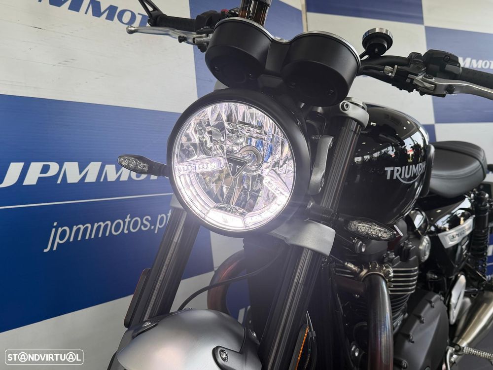 Triumph Speed Twin 1200 - 9