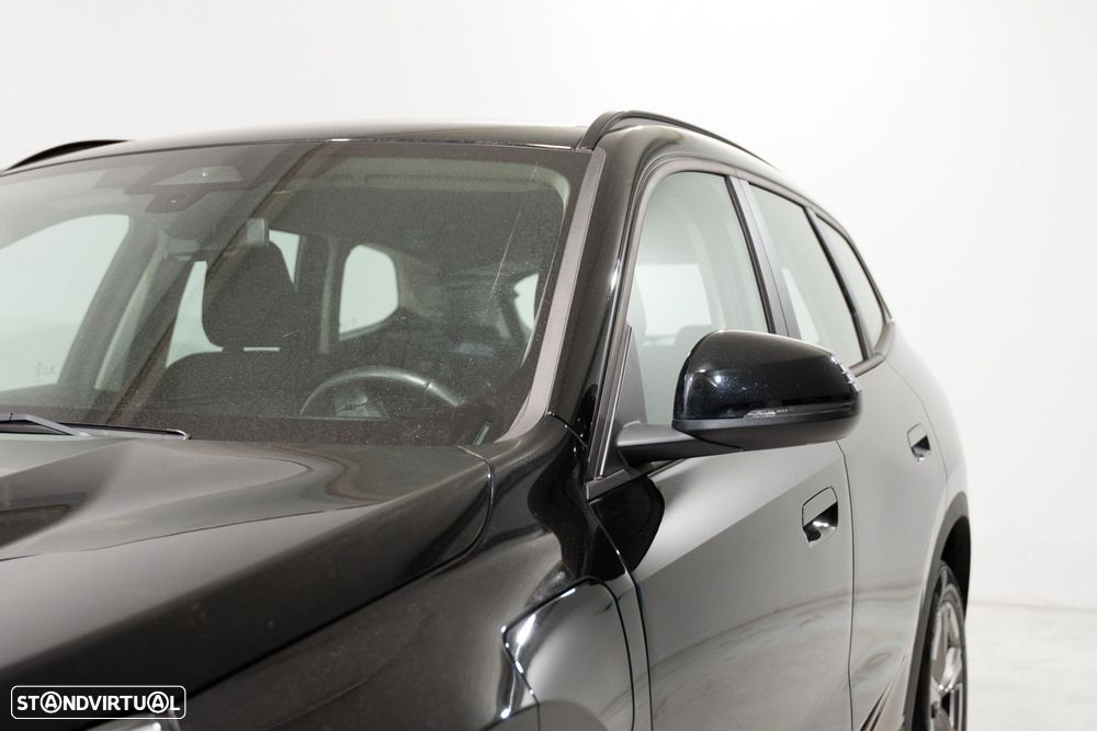 BMW X1 25 e xDrive Corporate Edition - 16
