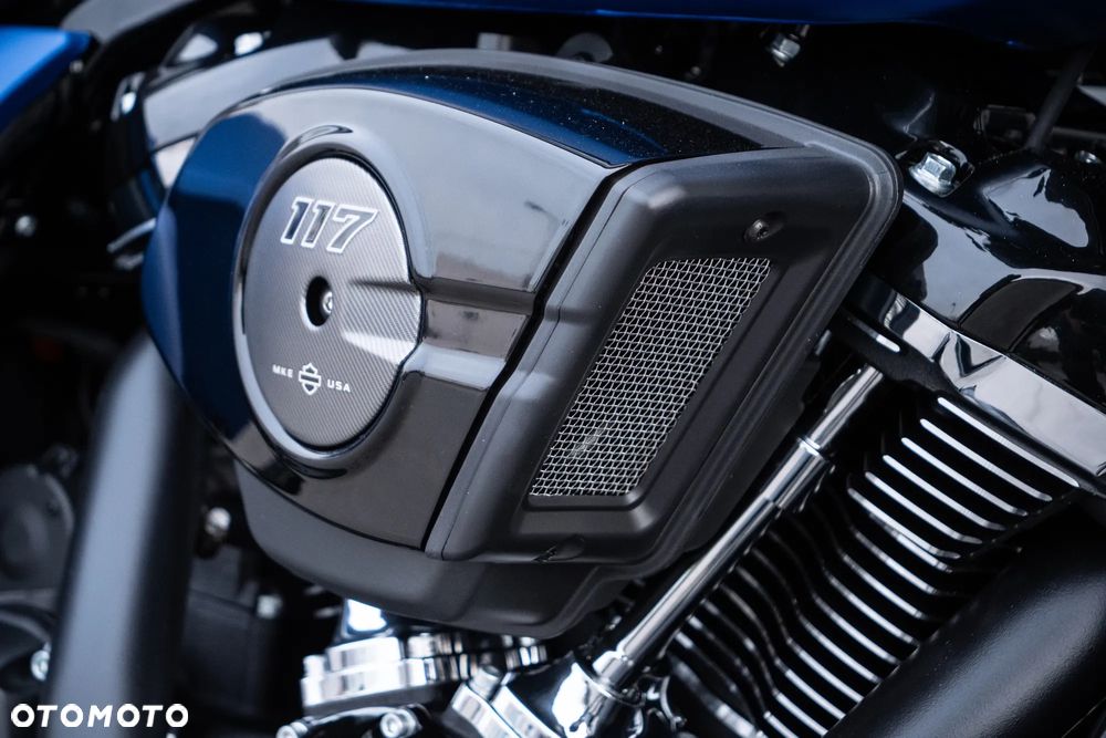 Harley-Davidson Touring Street Glide - 25