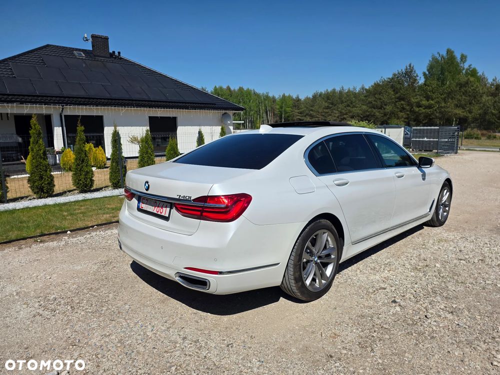 BMW Seria 7 740Li Edition Exclusive - 4