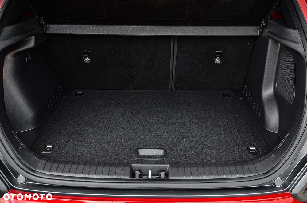 Hyundai Kona 1.6 T-GDI DCT Premium - 29