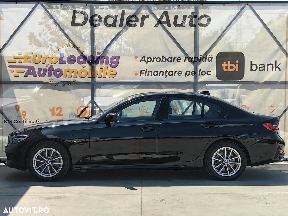 BMW Seria 3 330e xDrive AT PHEV - 10