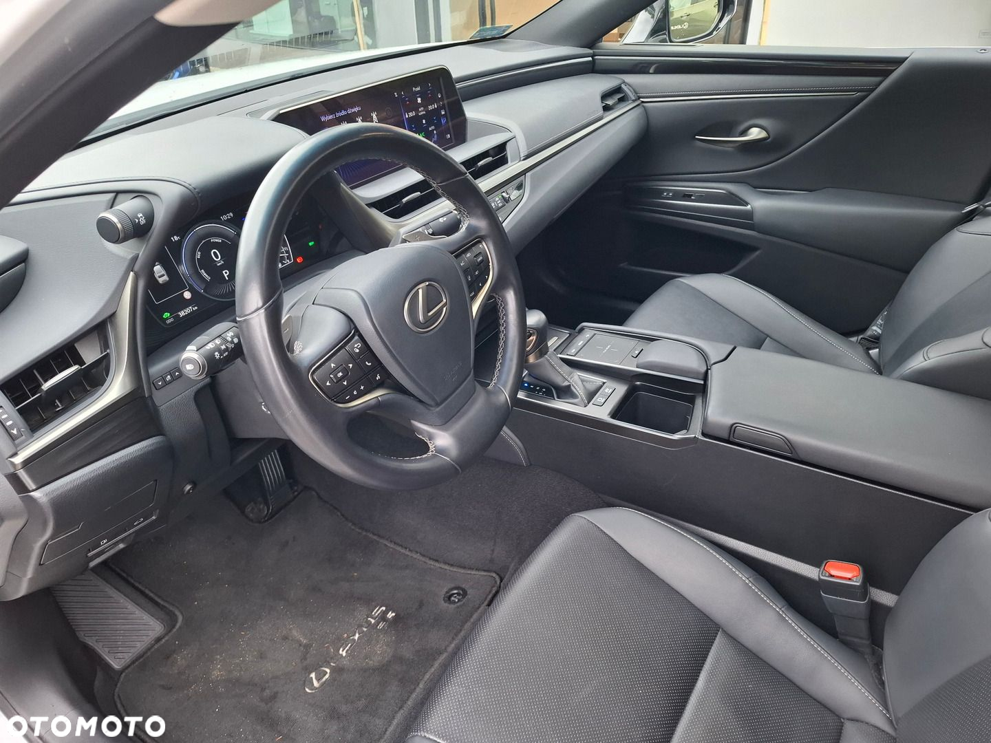 Lexus ES - 11