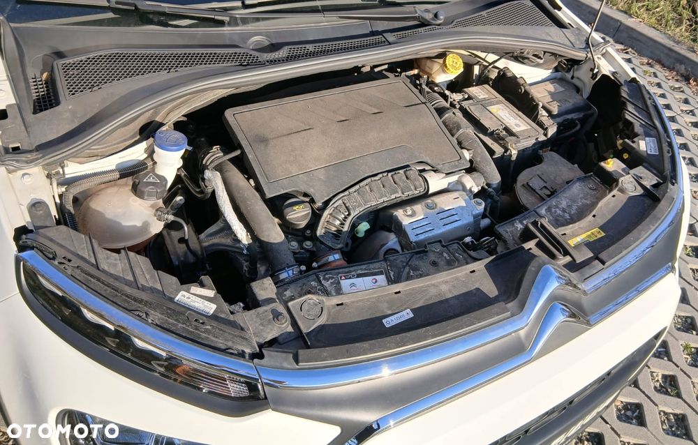 Citroën C3 1.2 PureTech GPF Shine S&S - 11