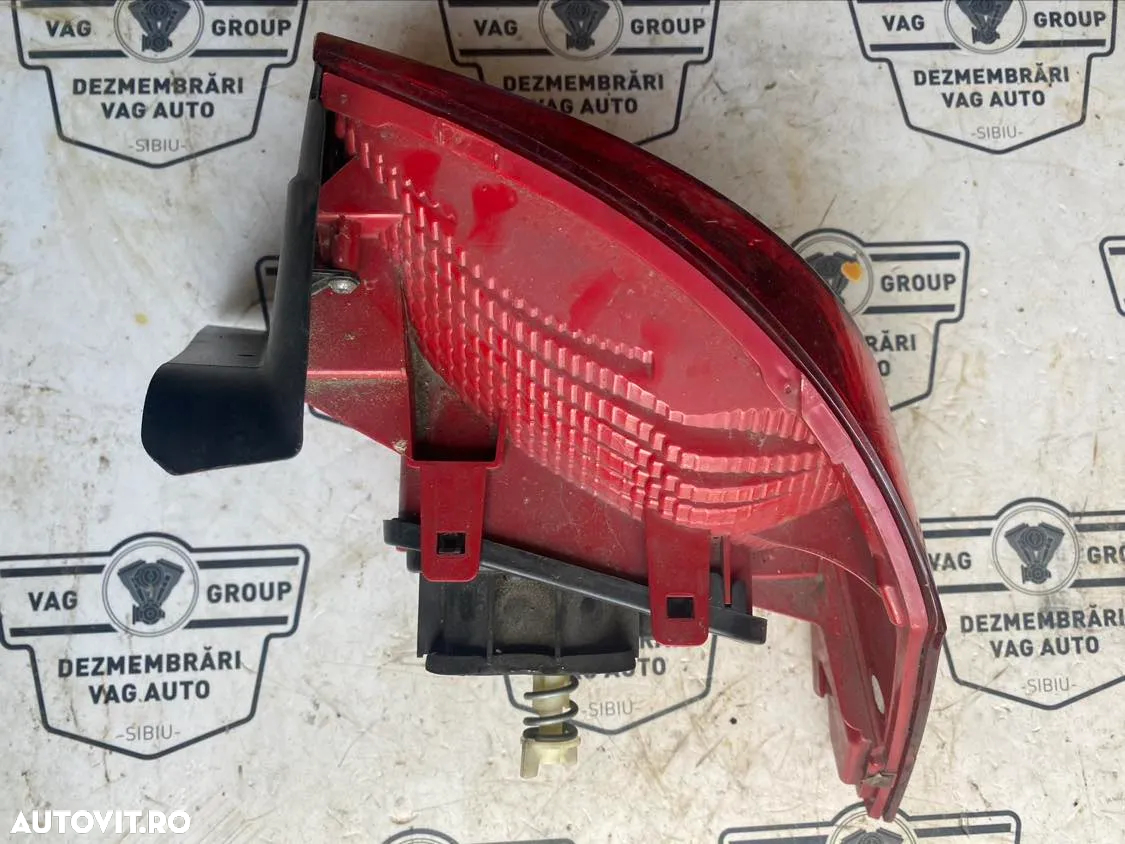 Stop stanga aripa vw passat b7 berlina cu defect - 4